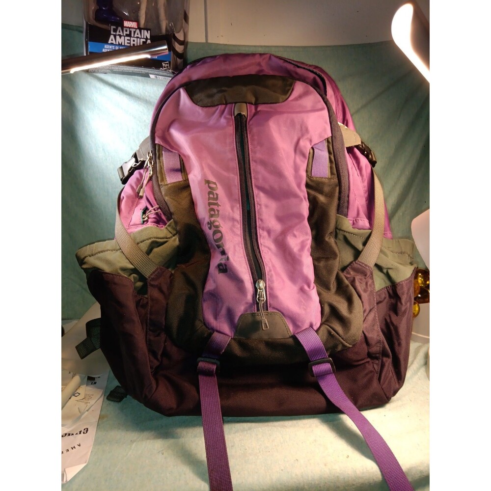Patagonia Refugio 28L Multi-Function Backpack Purple Black w/ Side Pockets